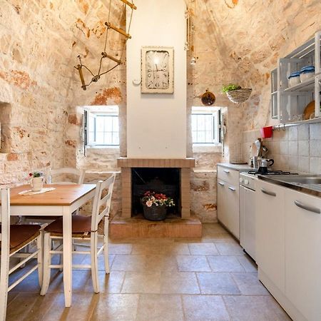 Trulli Dimora Palmisano Apartment โลโกโรตอนโด ภายนอก รูปภาพ