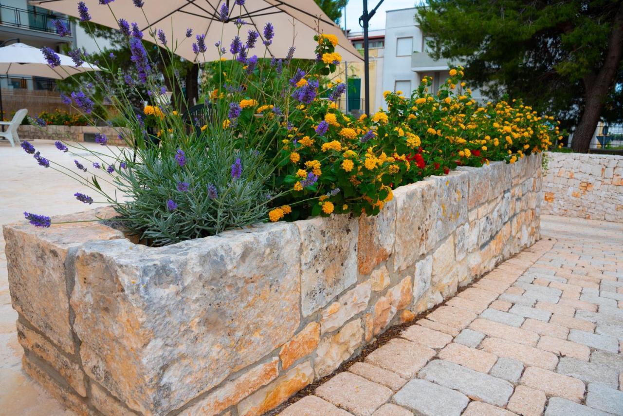 Trulli Dimora Palmisano Apartment โลโกโรตอนโด ภายนอก รูปภาพ